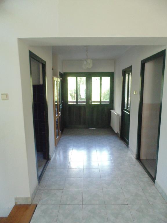 Huta Vendeghaz Hotel Kishuta Buitenkant foto